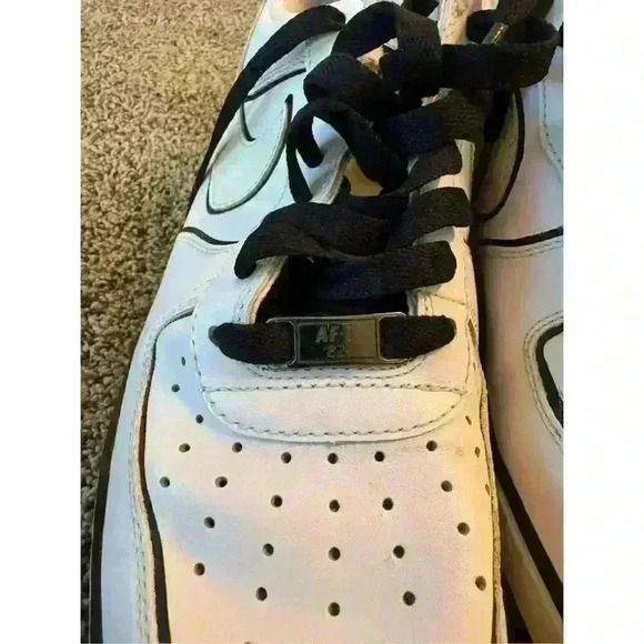 Nike Air Force 1, AF-1 ‘82, good condition, men’s size 9, black & white - Picture 2 of 9